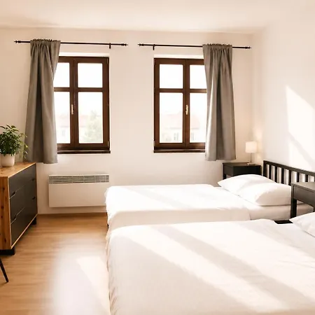 Family 6 Apartment *