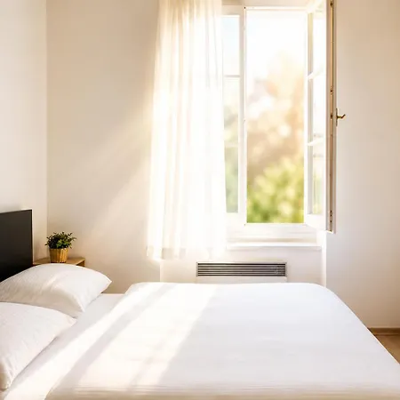 Apartment Family 6 *