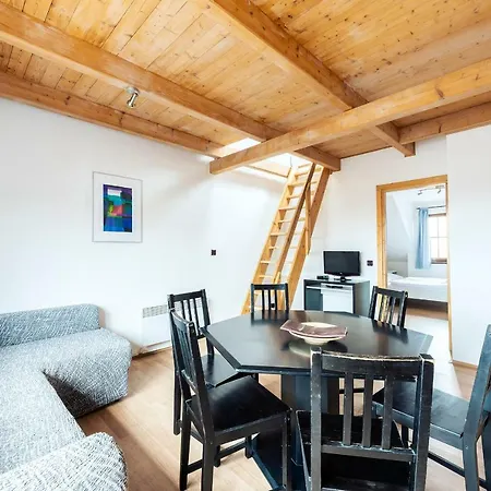 Apartmán 6 *
