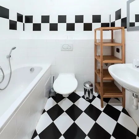 Apartmán 6 *