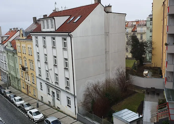 Family 6 * Praga