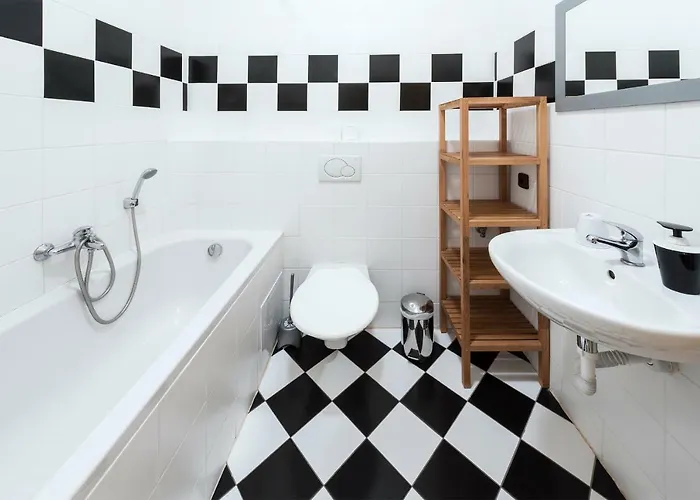 Apartament Family 6 *